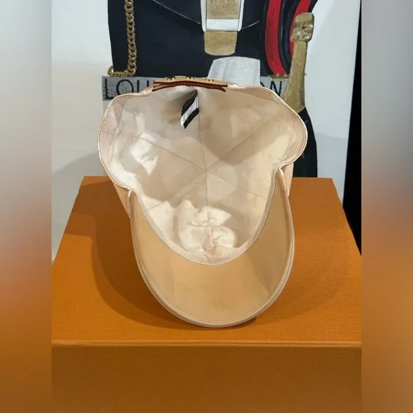 🔥 LOUIS VUITTON CAP POOL MONOGRAM GRADIENT SIZE LARGE w/ Dust Bag - Picture 9 of 15